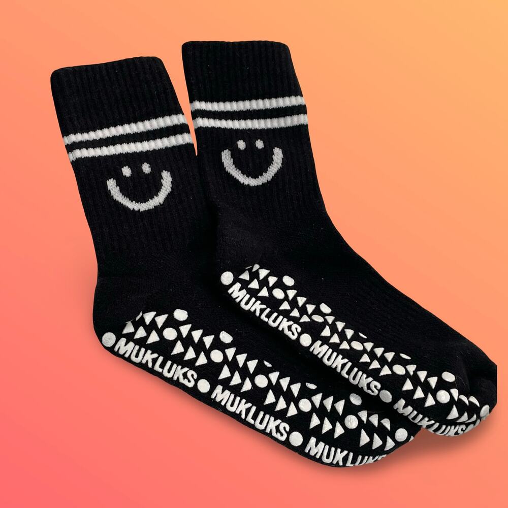 Muk Luks Slipper Socks One Size Smiley Face Shapes Anti Slip Grippy Bottoms Yoga